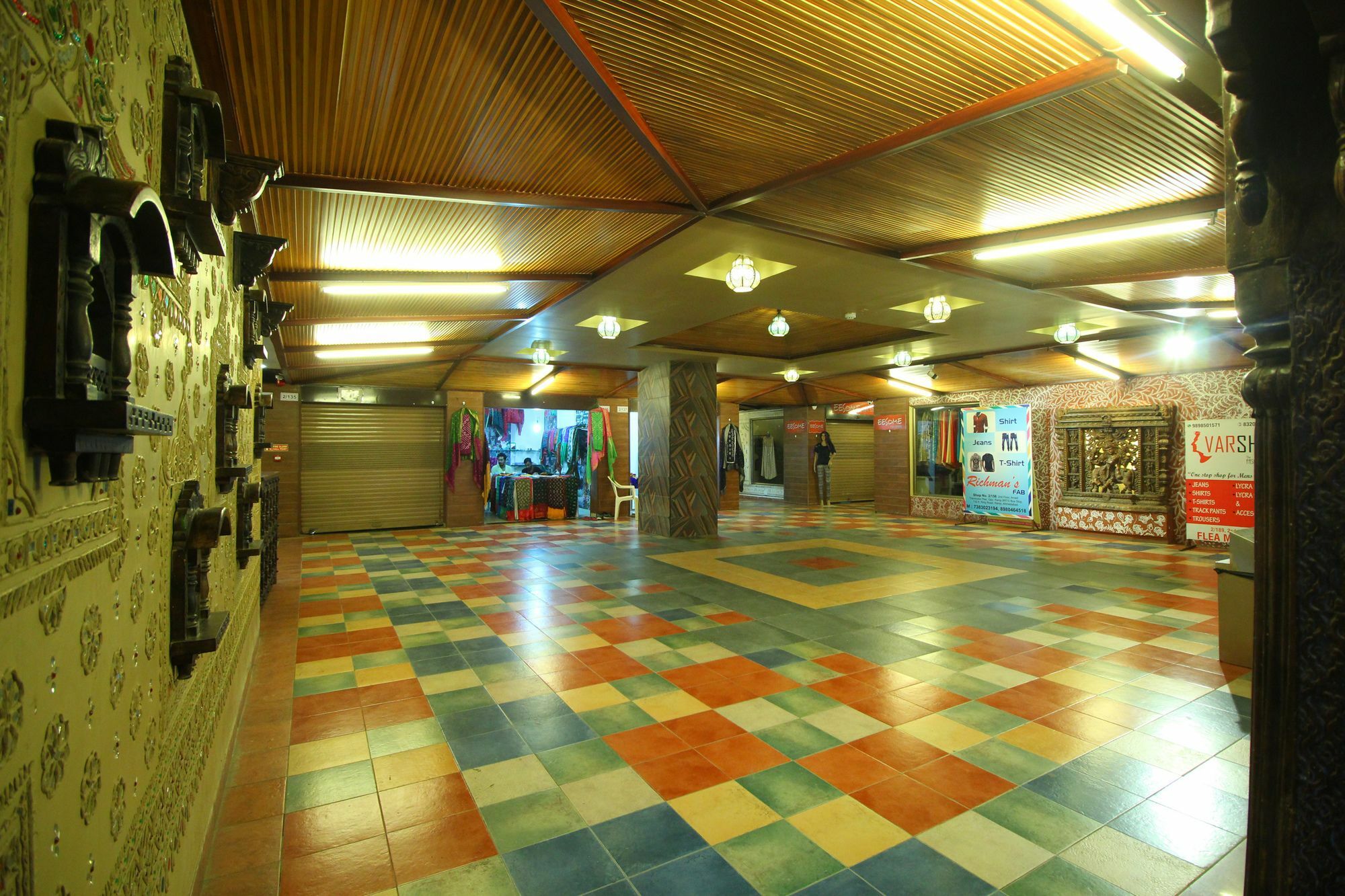 Jackpot Room In & Out Dormitory Ahmadábád Kültér fotó